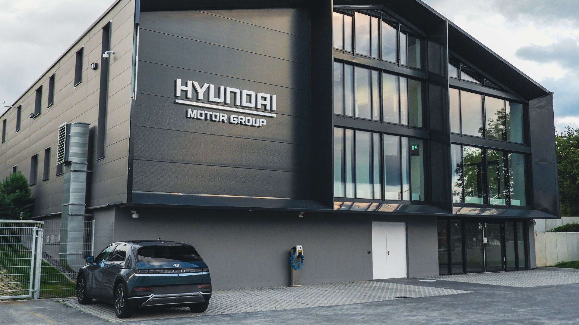 Hyundai Motor Opens New State Of The Art R D Center In Europe